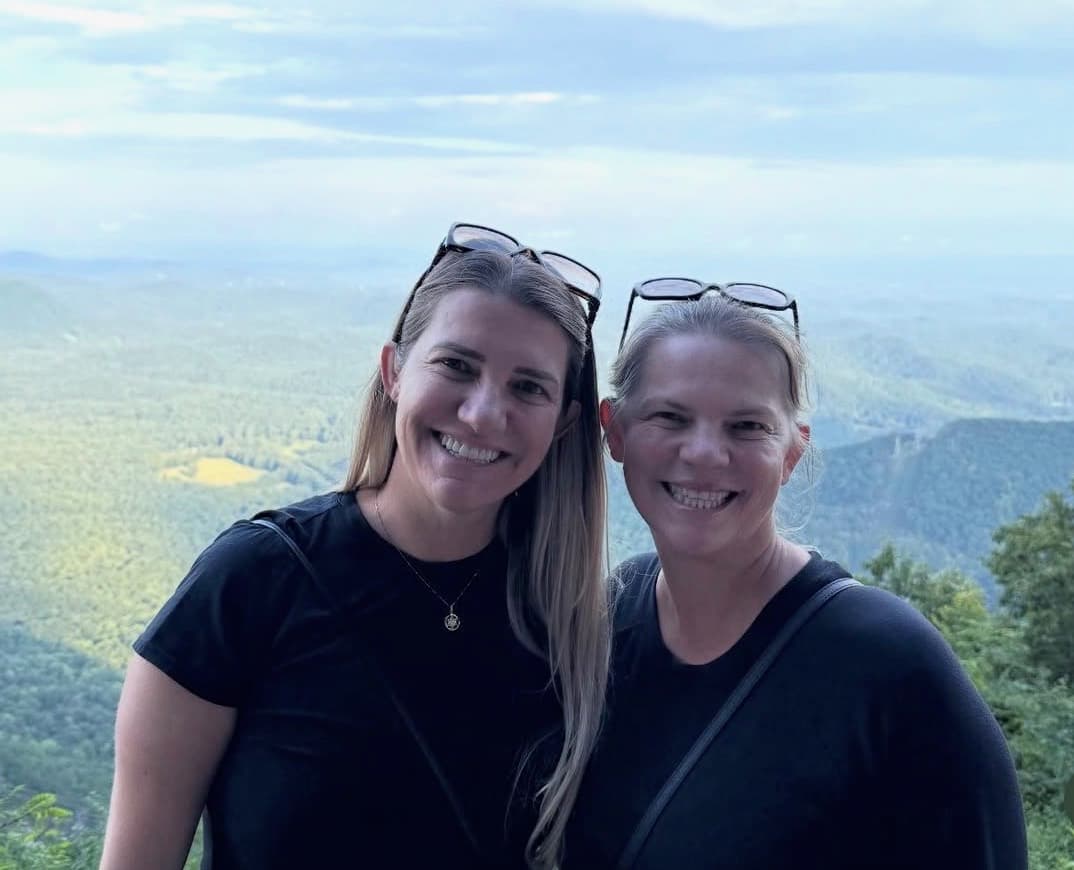 Eliane e Luciane viajando